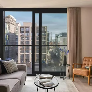 Appart hôtel Sonder By Marriott Bonvoy Britain Quay Grand Canal Square, Dublin